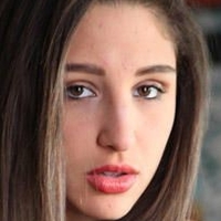 Абела Денџер Голе