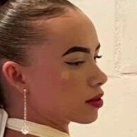 Аженнифер Голе