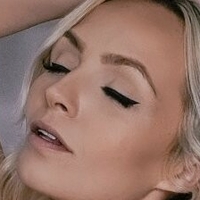 АлисЏејн Голе