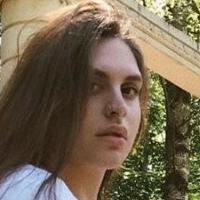 Анастасија Шарк Голе