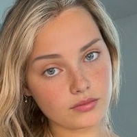 Анна Бејлис Голе