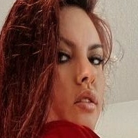 Белла Мкеј Голе