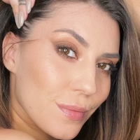 Блјустокингг Голе