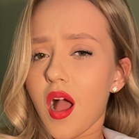 Емели Блур Голе