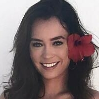 Кейтлин Клеменс Голе