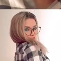 Камила Дос Голе