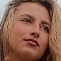 Селина Голе