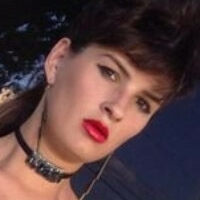 Кристал Робин Голе