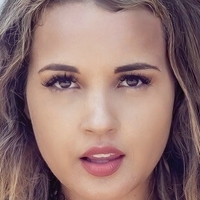 Џеса Бриз Голе