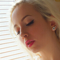 Џин Н. Тоник Голе