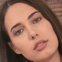 Катрин Пирс Голе