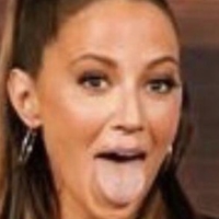 Кеј Адамс Голе