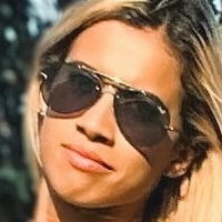 Лејла Лејн Голе