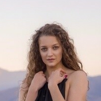 Лијана Рјазанова Голе