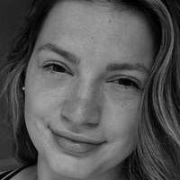 Лиза Кресковски Голе