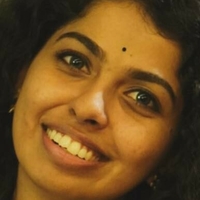 Малавика Голе