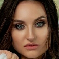 Мелани Павлова Голе