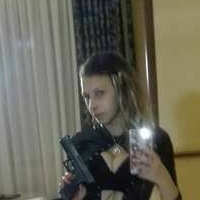 Мис Симпли Аманда Голе