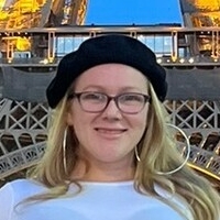 Моли Рејн Голе