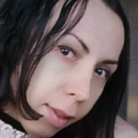 Ниа Фокс Голе