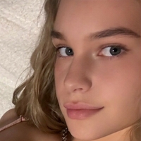 Никол Милер Голе