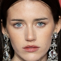 Оливија Нил Голе