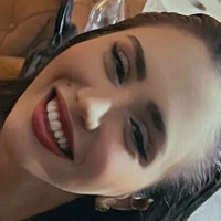 Пинар Акин Голе