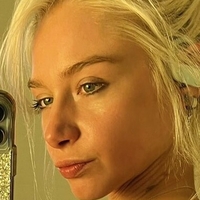 Скарлет Хемптон Голе