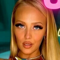 Скарлет Савиџ Фри Голе