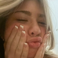 Скајли Голе