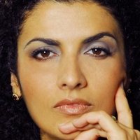 Сонија Топацио Голе