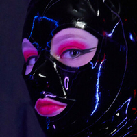 Теса Греј Голе