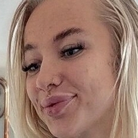 Ванеса Голе