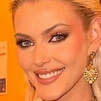 Викторија Кјер Теилвиг Голе